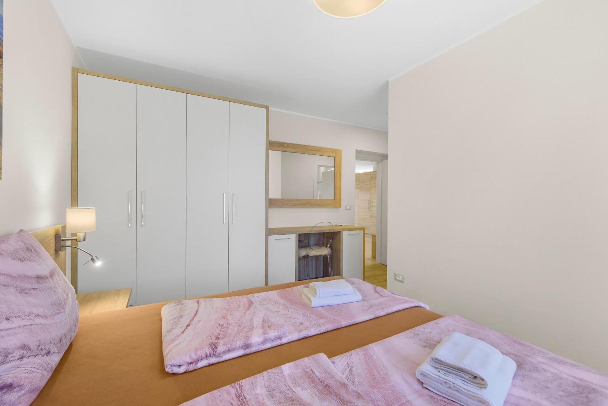 Apartment Stanko Vrvari Bagian luar foto