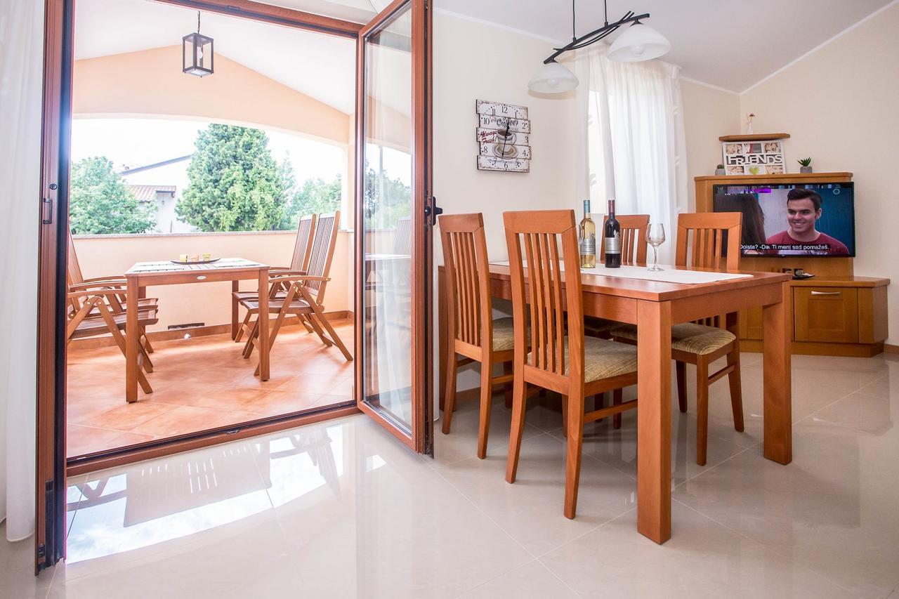 Apartment Stanko Vrvari Bagian luar foto